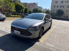 BYD Qin PLUS Champion Edition DM-i 55KM Leading - ფოტო 1