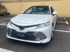 Toyota Camry 2.5G Luxury - ფოტო 1