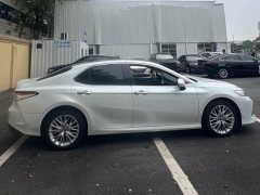 Toyota Camry 2.5G Luxury - ფოტო 16
