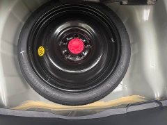 Toyota Corolla 1.8L CVT Luxury - фото 17