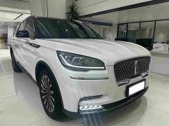 Lincoln Aviator 3.0T V6 AWD Elite - ფოტო 3