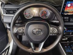 Toyota Venza 2.0L CVT AWD Luxury - ფოტო 15