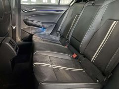 Volkswagen Golf 280TSI DSG R-Line - фото 10