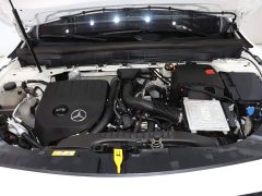 Mercedes-Benz GLB 200 Dynamic - ფოტო 19