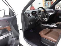 Mercedes-Benz GLB 200 Dynamic - ფოტო 9