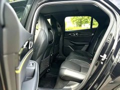 Lynk & Co 03 1.5T DCT Pro - ფოტო 6
