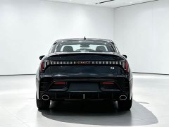 Lynk & Co 03 1.5T DCT Pro - ფოტო 8