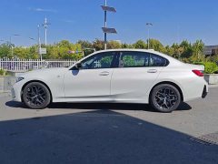 BMW 3 Series 330Li M Sport Night Edition Package - фото 20