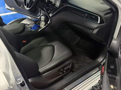 Toyota Camry 2.0G Luxury Edition - ფოტო 8