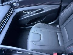 Hyundai Elantra 1.5L CVT 20th Anniversary Edition - ფოტო 13