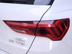 Audi Q3 35 TFSI Dynamic Entry - ფოტო 9