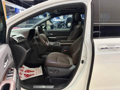 Toyota Gravia 2.5L Hybrid Prestige Plus AWD - ფოტო 4