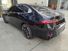 BMW 5 Series 530Li Premier M Sport Package - ფოტო 4
