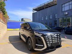 Denza D9 DM-i 1050 Premium - ფოტო 3