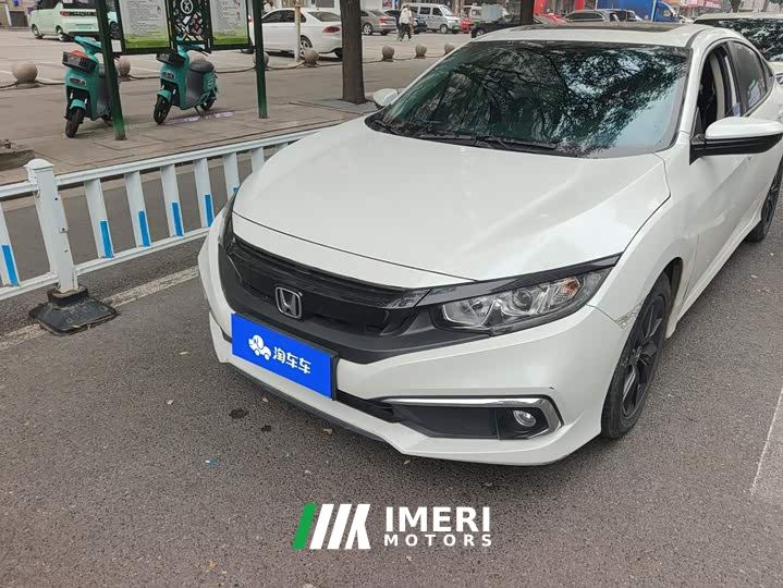 Honda Civic 220TURBO CVT Sport Edition National VI