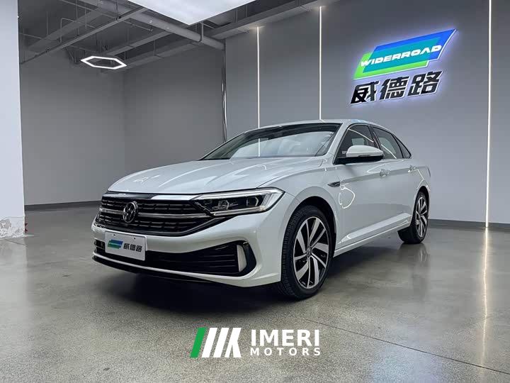 Volkswagen Sagitar 300TSI DSG Excellence Edition