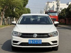 Volkswagen Bora 1.5L Version V - photo 2