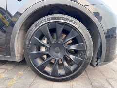 Tesla Model Y Rear-Wheel Drive - ფოტო 19