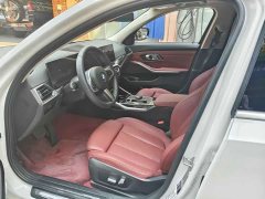 BMW 3 Series 325Li M Sport Package - ფოტო 4