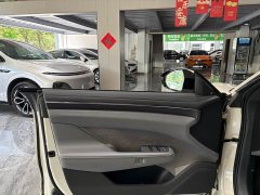 Zeekr 001 WE Edition 95kWh AWD - photo 16