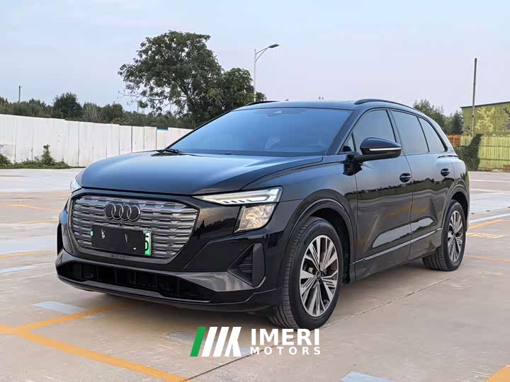 Audi Q5 e-tron 40 e-tron Shining Edition Mecha Kit - автомобиль из Китая
