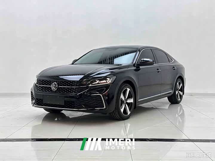 Volkswagen Passat Outstanding Edition 380TSI Starry Sky Dragon Ascendant Version