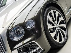 Bentley Flying Spur 4.0T V8 Elegance Edition - ფოტო 2