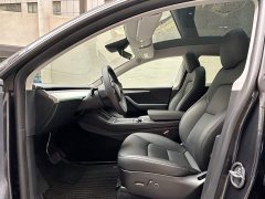 Tesla Model Y Rear-Wheel Drive - ფოტო 9