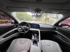 Hyundai Elantra 1.5L CVT GLX Elite - ფოტო 4