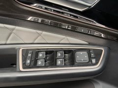 Volkswagen Jetta VS7 280TSI Automatic Gloss Honor Edition - photo 17
