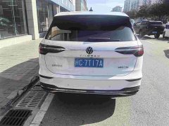 Volkswagen Viloran 380TSI Prestige - ფოტო 6