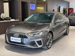 Audi A4L 40 TFSI Fashion Dynamic - ფოტო 1