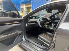 Changan UNI-V 1.5T Premium - ფოტო 8