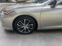 Lexus ES 300h Premium Edition - ფოტო 2