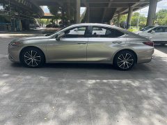 Lexus ES 300h Premium Edition - ფოტო 6
