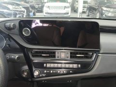 Lexus ES 200 Excellence Edition - ფოტო 11