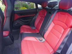 Porsche Taycan - ფოტო 11