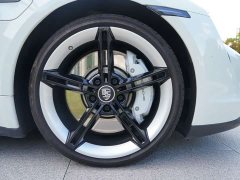 Porsche Taycan - ფოტო 4