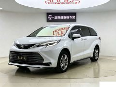 Toyota Sienna 2.5L Hybrid AWD Premium - ფოტო 1