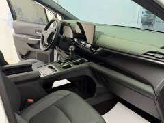 Toyota Sienna 2.5L Hybrid AWD Premium - ფოტო 4