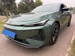 Changan UNI-V 1.5T Premium - ფოტო 2