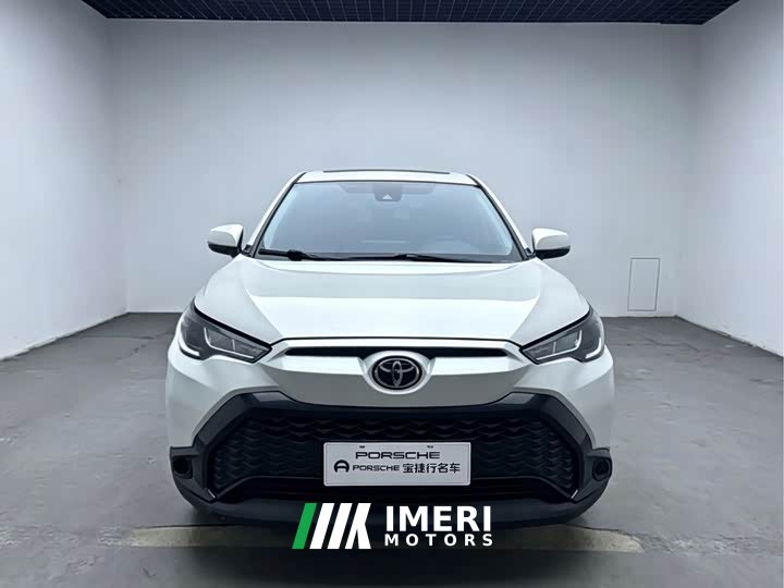 Toyota Frontlander 2.0L CVT Leading Edition