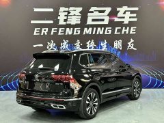 Volkswagen Tiguan L 330TSI Automatic FWD R-Line Comfort Edition - photo 4