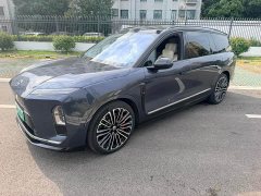 NIO ES8 Six-Seat Executive Signature Edition - ფოტო 1