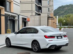 BMW 3 Series 320Li M Sport Package - фото 5