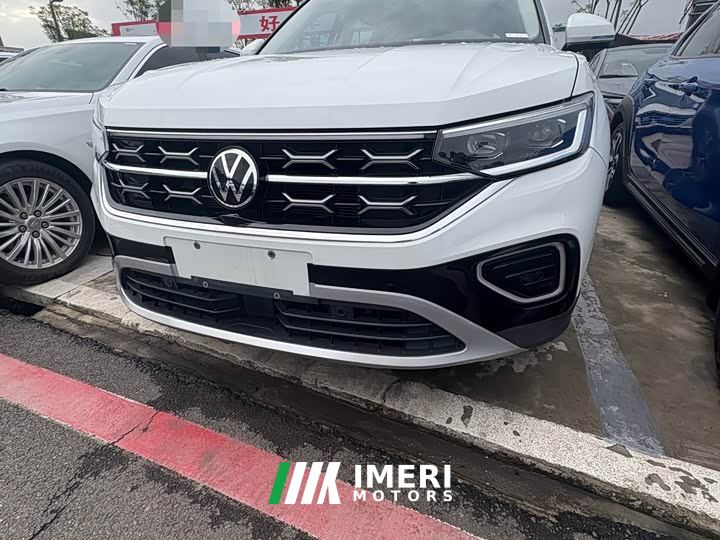 Volkswagen Taos 330TSI FWD Luxury Plus Advanced Edition