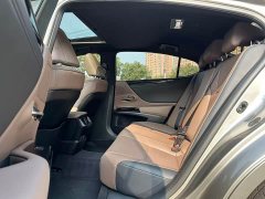 Lexus ES 200 Excellence Edition - ფოტო 6