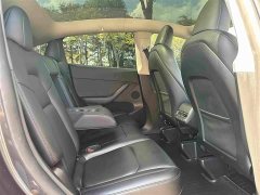 Tesla Model Y Rear-Wheel Drive - ფოტო 11
