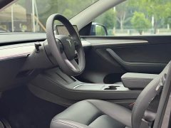 Tesla Model Y Rear-Wheel Drive - ფოტო 9