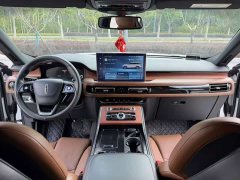 Lincoln Aviator 3.0T V6 AWD Executive - ფოტო 17